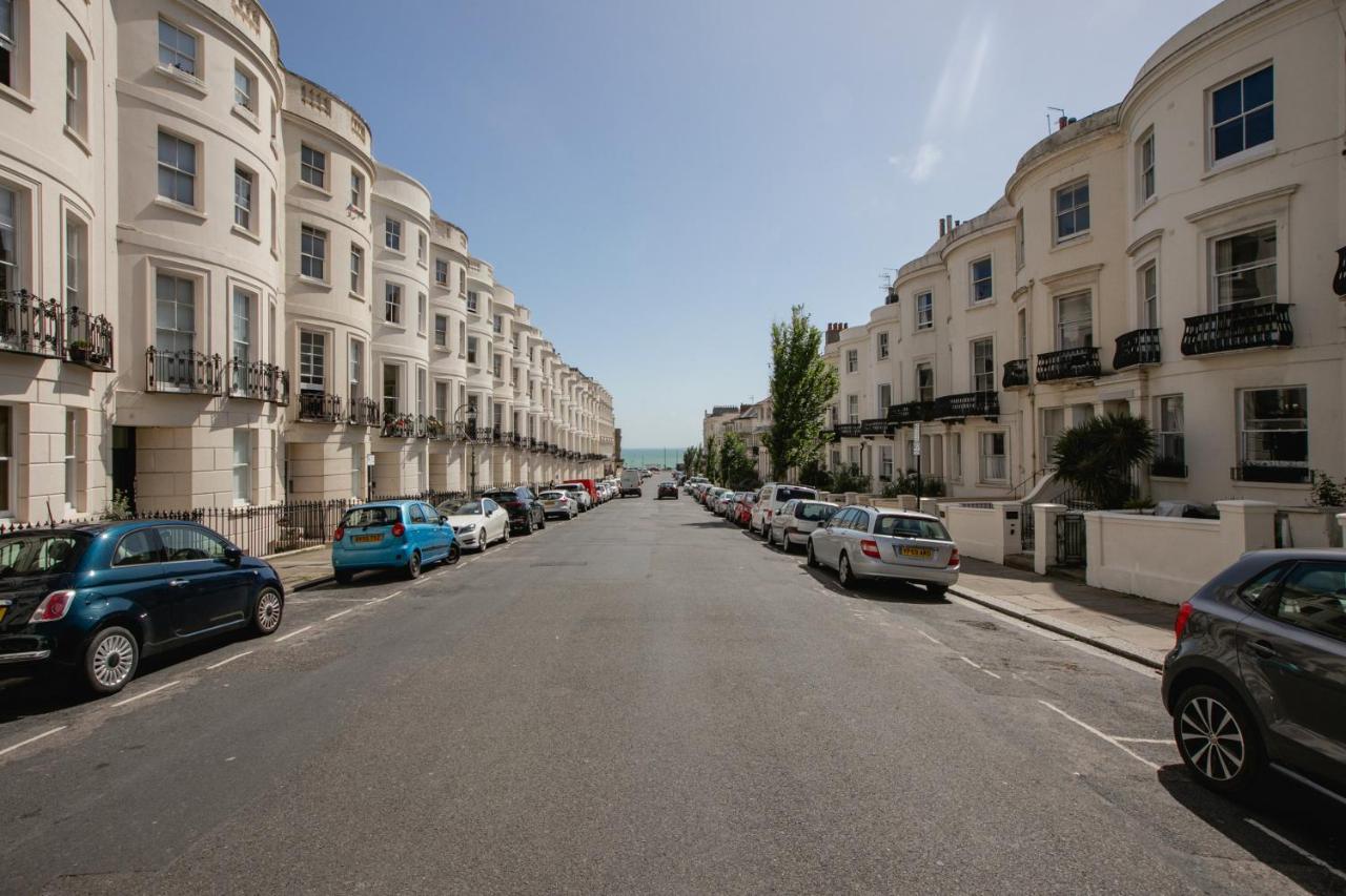 Apartamento Brighton Beach 2Br Ap With Patio Exterior foto